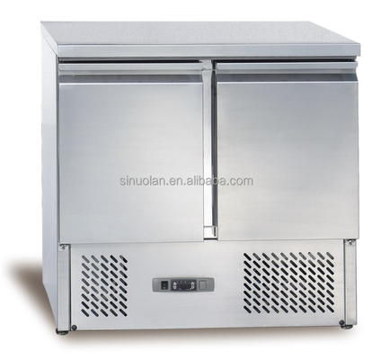 Restaurant Equipment Salad Bar Pizza Prep Fridge Salad Under Counter Sandwich Table Refrigerator